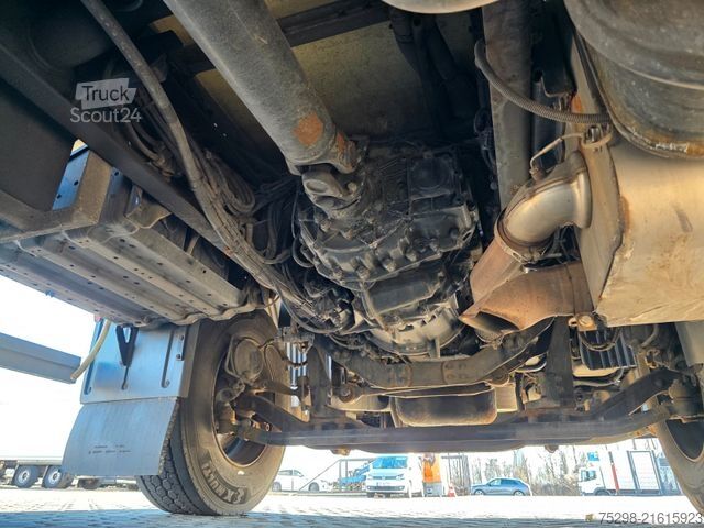 Refrigerated truck MAN TGM 18.340 4x2 LL / Ldbw / Carrier Supra 1250Mt