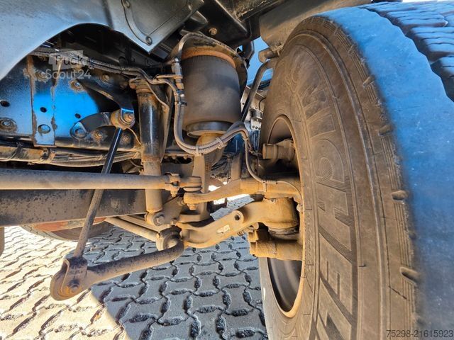 Refrigerated truck MAN TGM 18.340 4x2 LL / Ldbw / Carrier Supra 1250Mt