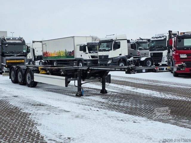 Swap body semitrailer KRONE SD / Liftachse / Teleskop / 11.908 - 13.403 mm