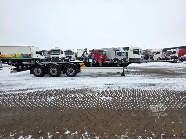 Swap body semitrailer KRONE SD / Liftachse / Teleskop / 11.908 - 13.403 mm