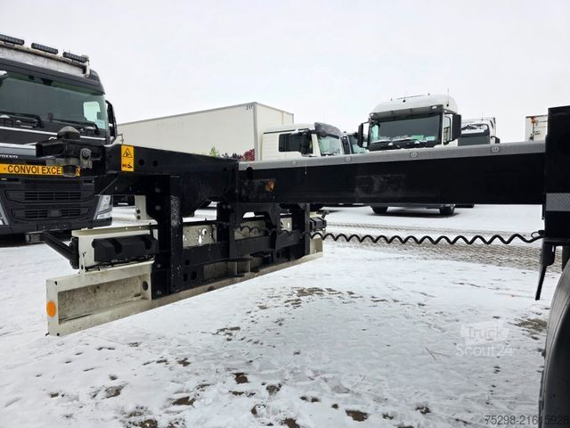 Swap body semitrailer KRONE SD / Liftachse / Teleskop / 11.908 - 13.403 mm