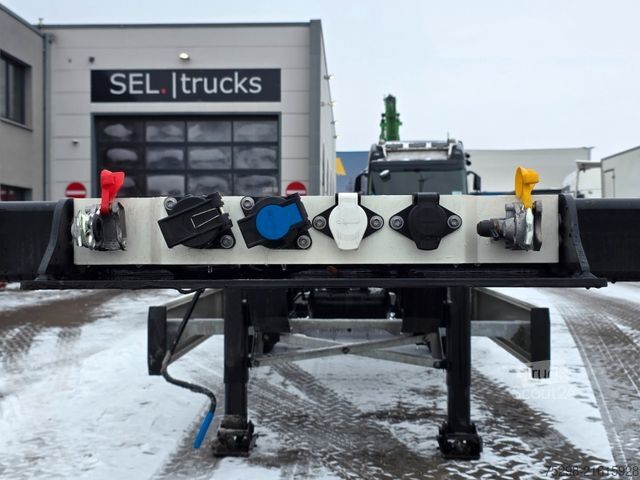 Swap body semitrailer KRONE SD / Liftachse / Teleskop / 11.908 - 13.403 mm