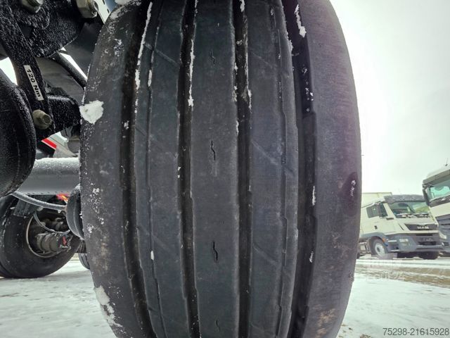 Swap body semitrailer KRONE SD / Liftachse / Teleskop / 11.908 - 13.403 mm