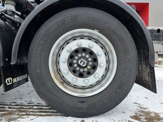 Swap body semitrailer KRONE SD / Liftachse / Teleskop / 11.908 - 13.403 mm