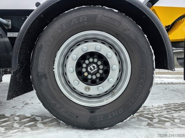 Swap body semitrailer KRONE SD / Liftachse / Teleskop / 11.908 - 13.403 mm