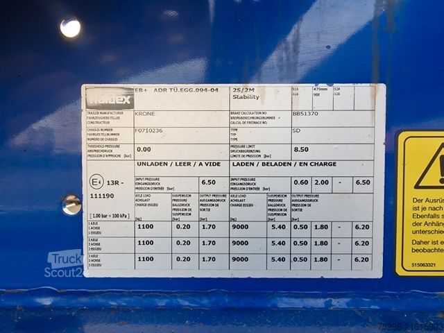 Swap body semitrailer KRONE SD / Liftachse