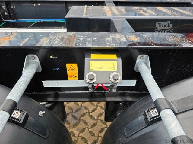 Swap body semitrailer KRONE SD / Liftachse / Teleskop / 11.908 - 13.403 mm