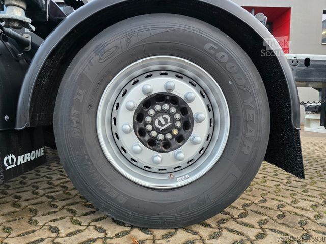 Swap body semitrailer KRONE SD / Liftachse / Teleskop / 11.908 - 13.403 mm