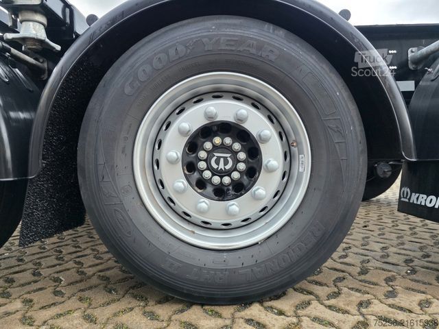 Swap body semitrailer KRONE SD / Liftachse / Teleskop / 11.908 - 13.403 mm