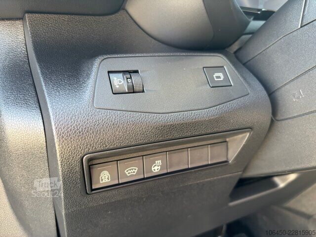 Kleinbus Citroën Berlingo M 130 MAX BAR +180°Kamera+Holiday+NAV+