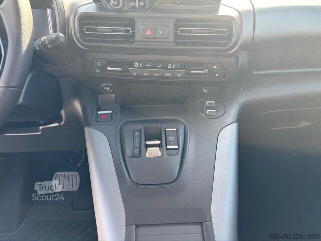 Kleinbus Citroën Berlingo M 130 MAX BAR +180°Kamera+Holiday+NAV+