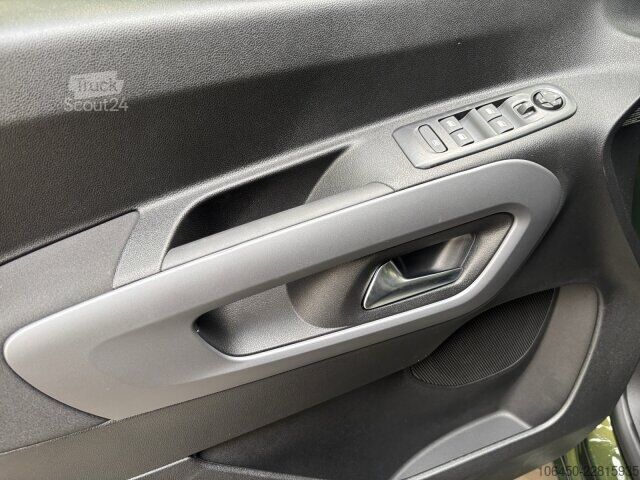 Kleinbus Citroën Berlingo XL 130 MAX BAR +180°Kamera+NAV+ACC+SHZ+
