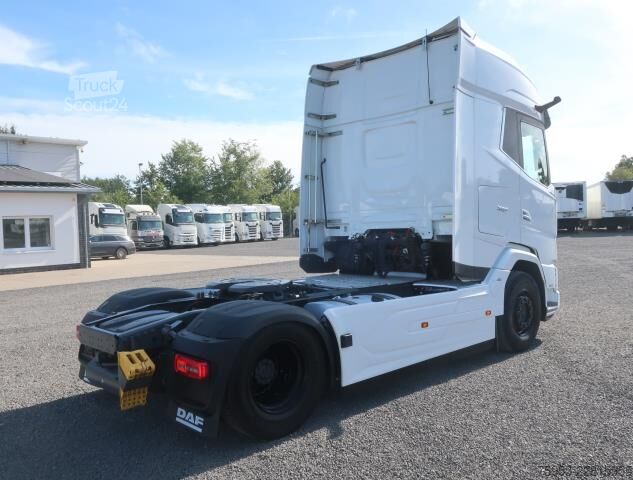 Standard SZM DAF XG+ 530 Intarder Standklima Navigation Leder