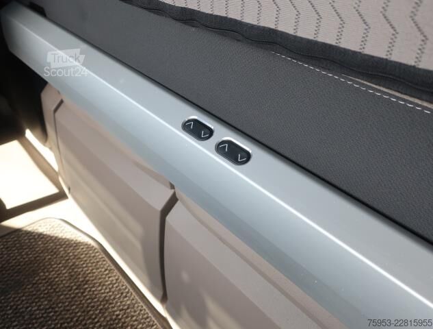 Standard SZM DAF XG+ 530 Intarder Standklima Navigation Leder