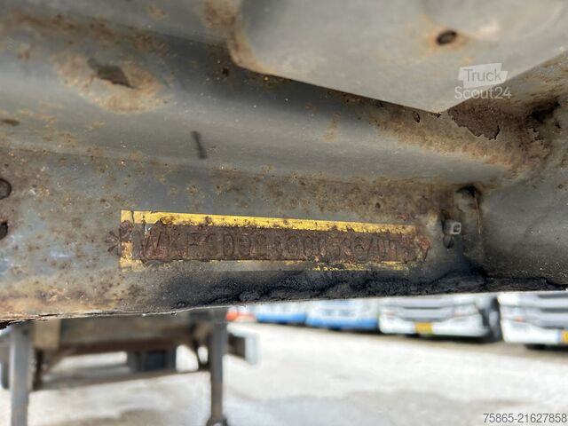 Schuifzeilen Krone Profi Liner / Curtainside / Lift + Steer axle /...