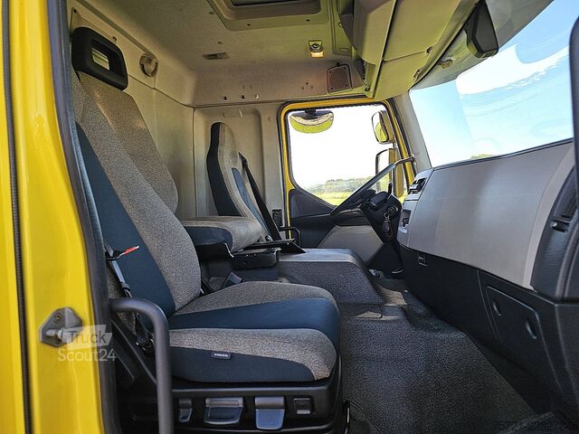 Valise VOLVO FE 220.18