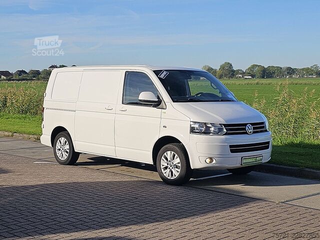 Универсал с высокой крышей VW TRANSPORTER 2.0 TDI L1H1 NAP 102Pk Airco Bumper...