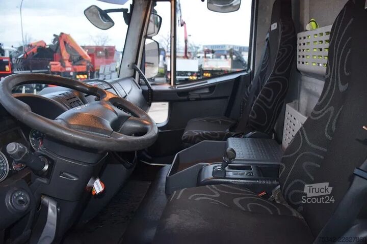 Pārvadājumi saldētavā/saldētavā Iveco EuroCargo 120 E18 - frigo thermoking