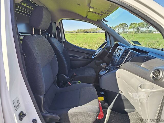 Універсал з високим дахом NISSAN E-NV200 ac aut wltp 200 kms