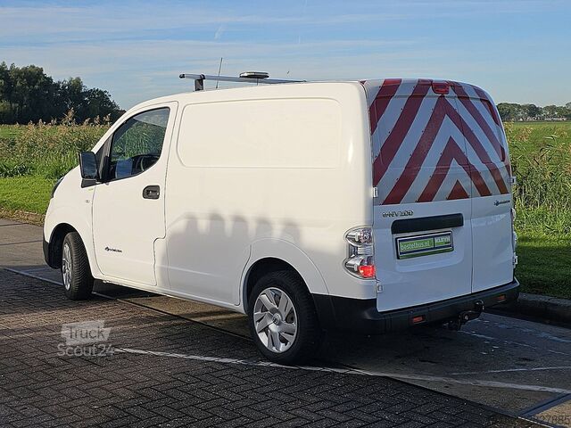 Універсал з високим дахом NISSAN E-NV200 ac aut wltp 200 kms