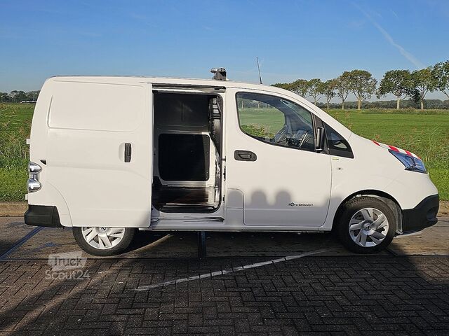 Універсал з високим дахом NISSAN E-NV200 ac aut wltp 200 kms