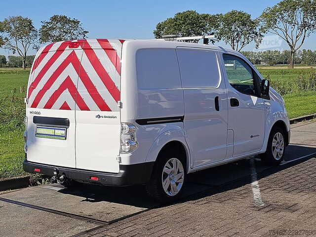 Універсал з високим дахом NISSAN E-NV200 ac aut wltp 200 kms