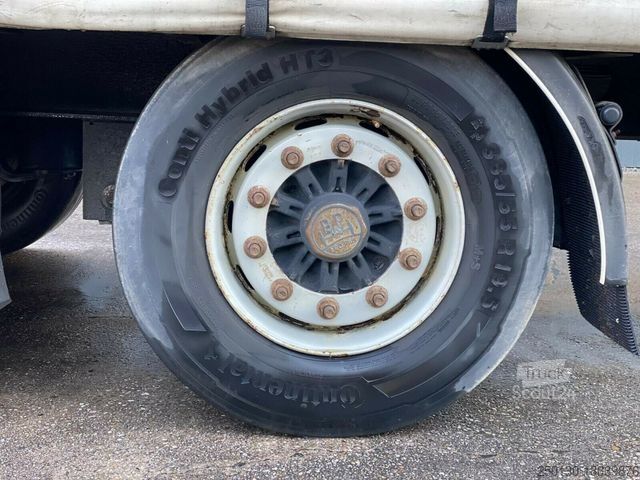 Auflieger mit Pritsche & Plane FLIEGL SDS Mega mit Edscha & Liftachse