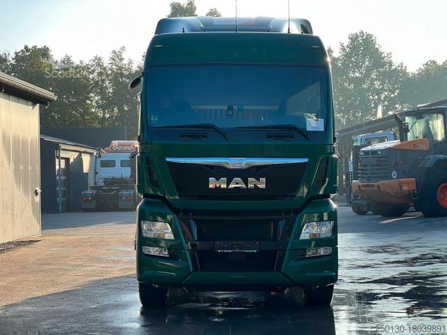 Volumen SZM MAN TGX 18.360 4x2 *diverse Fehlteile*