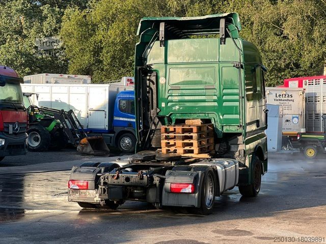 Volumen SZM MAN TGX 18.360 4x2 *diverse Fehlteile*