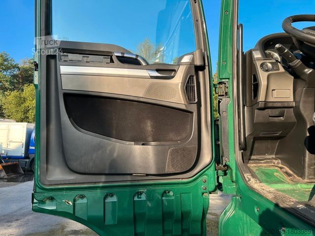 Volumen SZM MAN TGX 18.360 4x2 *diverse Fehlteile*