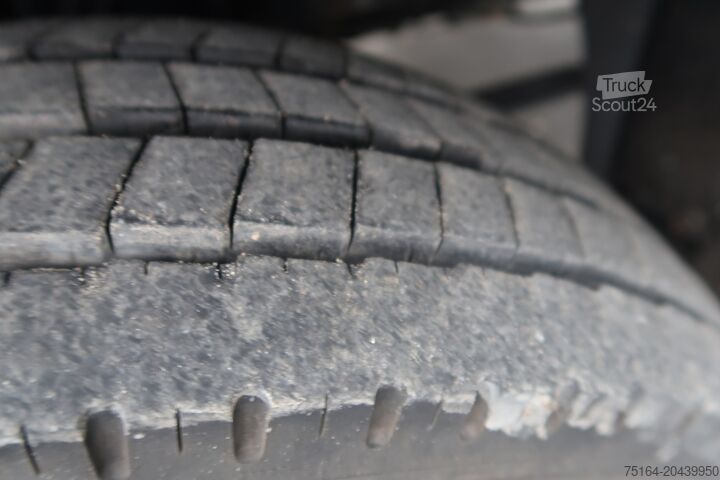 Açık kasa ve brandalı kamyon MAN TGL 8.180 BL Pritsche + Plane