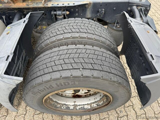 Standartinis vilkikas MAN TGX 18.460 4x2   Schlafkabine *retarder*