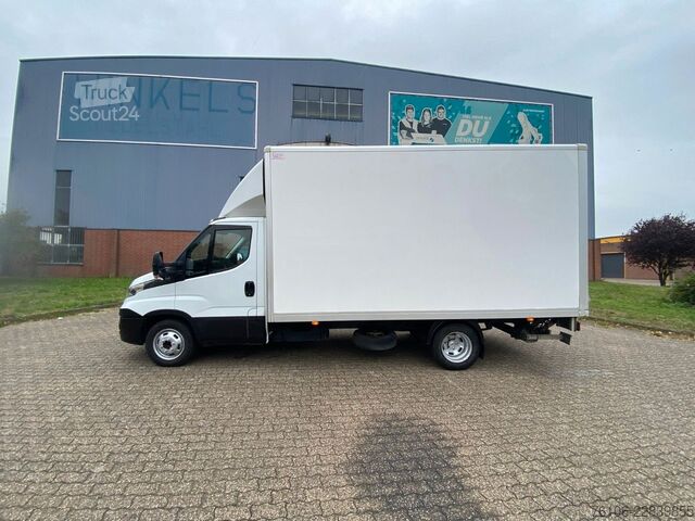 Furgone chiuso IVECO Daily 35C14 Hi-Matic Koffer mit Ladebordwand