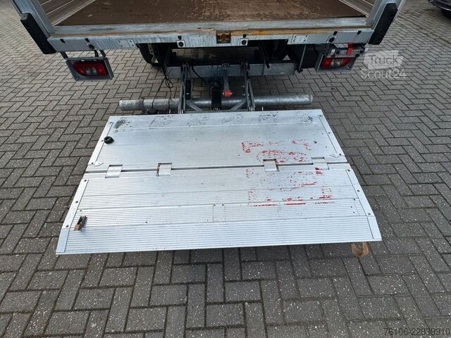 Skåpbil FIAT Ducato Koffer mit LBW *Klima*Kamera*Navi*