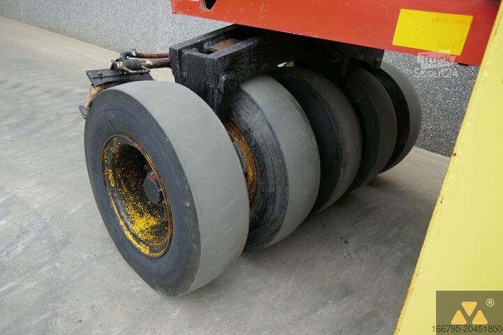 Rouleau à pneus Dynapac CP142