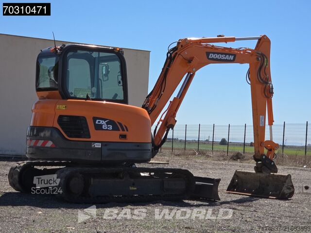 Mini-pelle Doosan DX63-3 A/C - 3 Cucharas