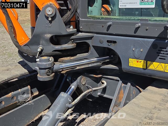 Mini-pelle Doosan DX63-3 A/C - 3 Cucharas