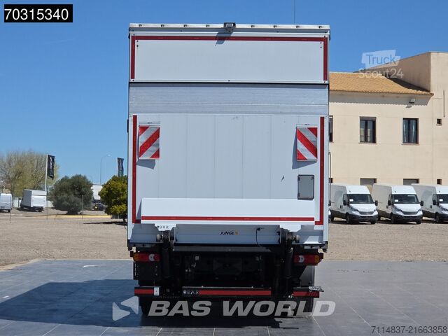Curtain sided Iveco Eurocargo 180E320 4X2 18 toneladas, trampilla e...