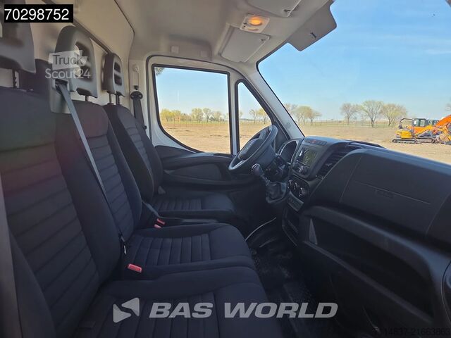 Camioneta Iveco Daily 35C16 Furgón de plataforma elevadora con ...