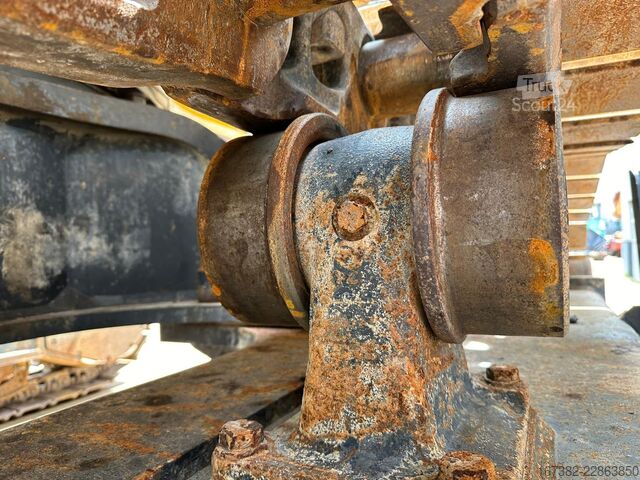 Tela-alustainen kaivinkone Komatsu PC1250-11E0 - CE certified