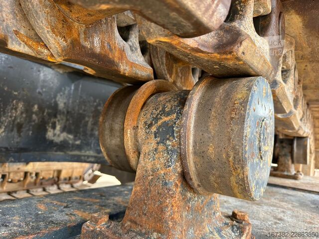 Tela-alustainen kaivinkone Komatsu PC1250-11E0 - CE certified