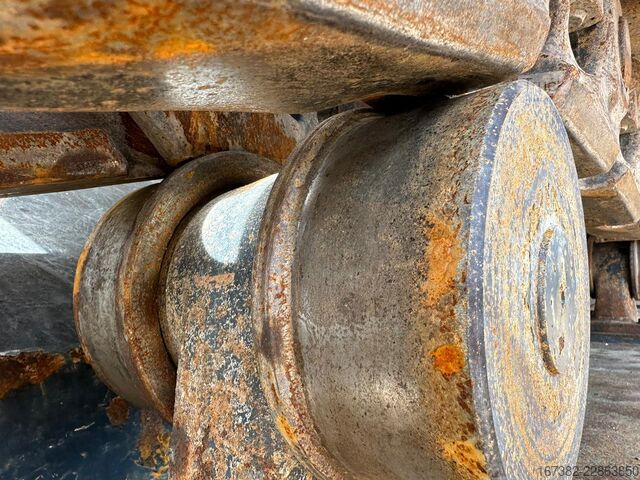 Tela-alustainen kaivinkone Komatsu PC1250-11E0 - CE certified