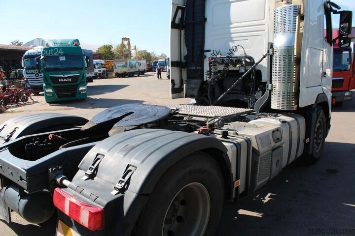 Vakio vetoauto VOLVO FH 420 4x2 BL GlobeXL Kompressor Nr: 347