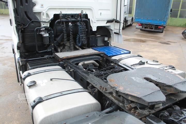 Volume trekker MAN TGX 18.510 4x2 LLS-U XXL 2 x Tank Nr.: 825