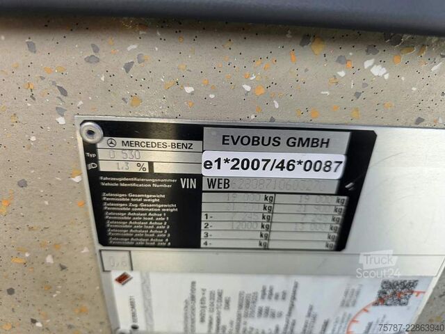 Überlandbus MERCEDES-BENZ Citaro 0530 Ü mit Gurten, Klima, 40+1,Euro 5 EEV