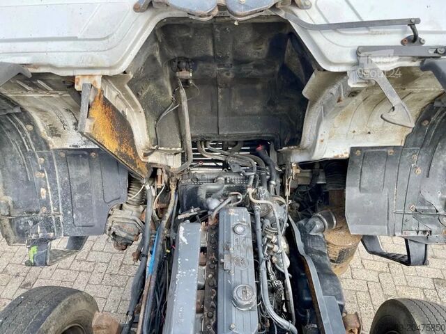 Système de câbles Mercedes-Benz 1514 Manual diesel pomp. Very clean