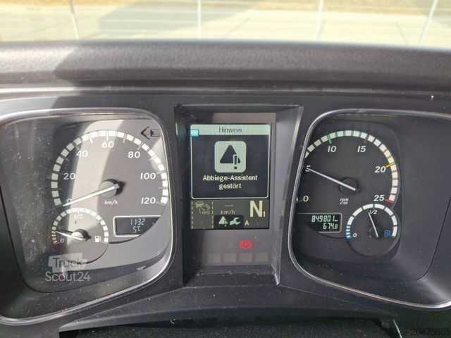 Štandardný ťahač Mercedes-Benz 1846 Actros