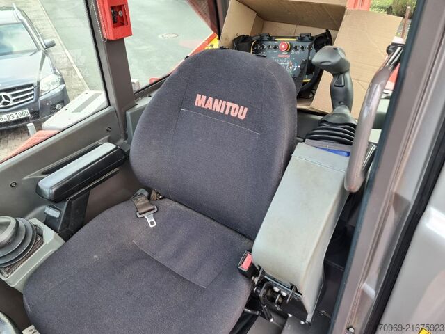 Sollevatore telescopico Manitou MRT 2150 Privilege Tüv S2