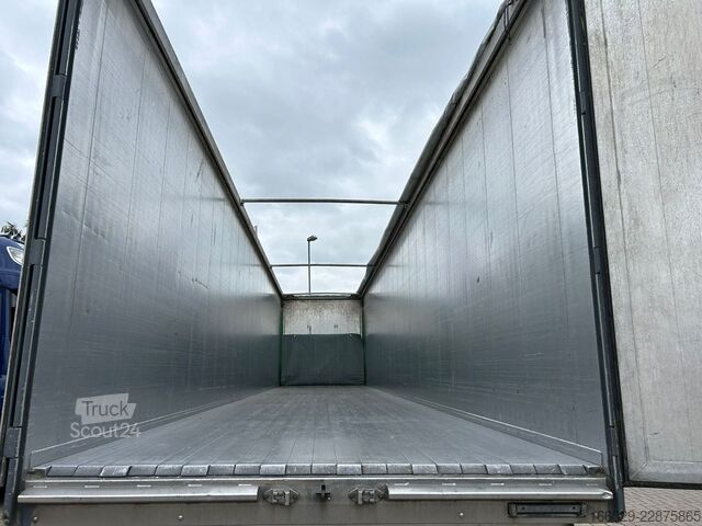 Puspiekabe ar staigājošo grīdu KRAKER CF-Z Schubboden 92m³ 10mm Boden Sehr sauber