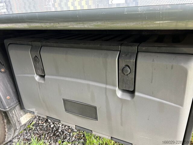 Puspiekabe ar staigājošo grīdu KRAKER CF-Z Schubboden 92m³ 10mm Boden Sehr sauber